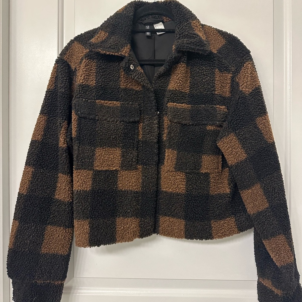 H&M | women’s small black & brow checkered fuzzy bomber